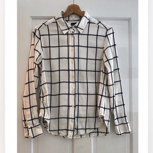 GAP Petite Button Down Windowpane Plaid Shirt